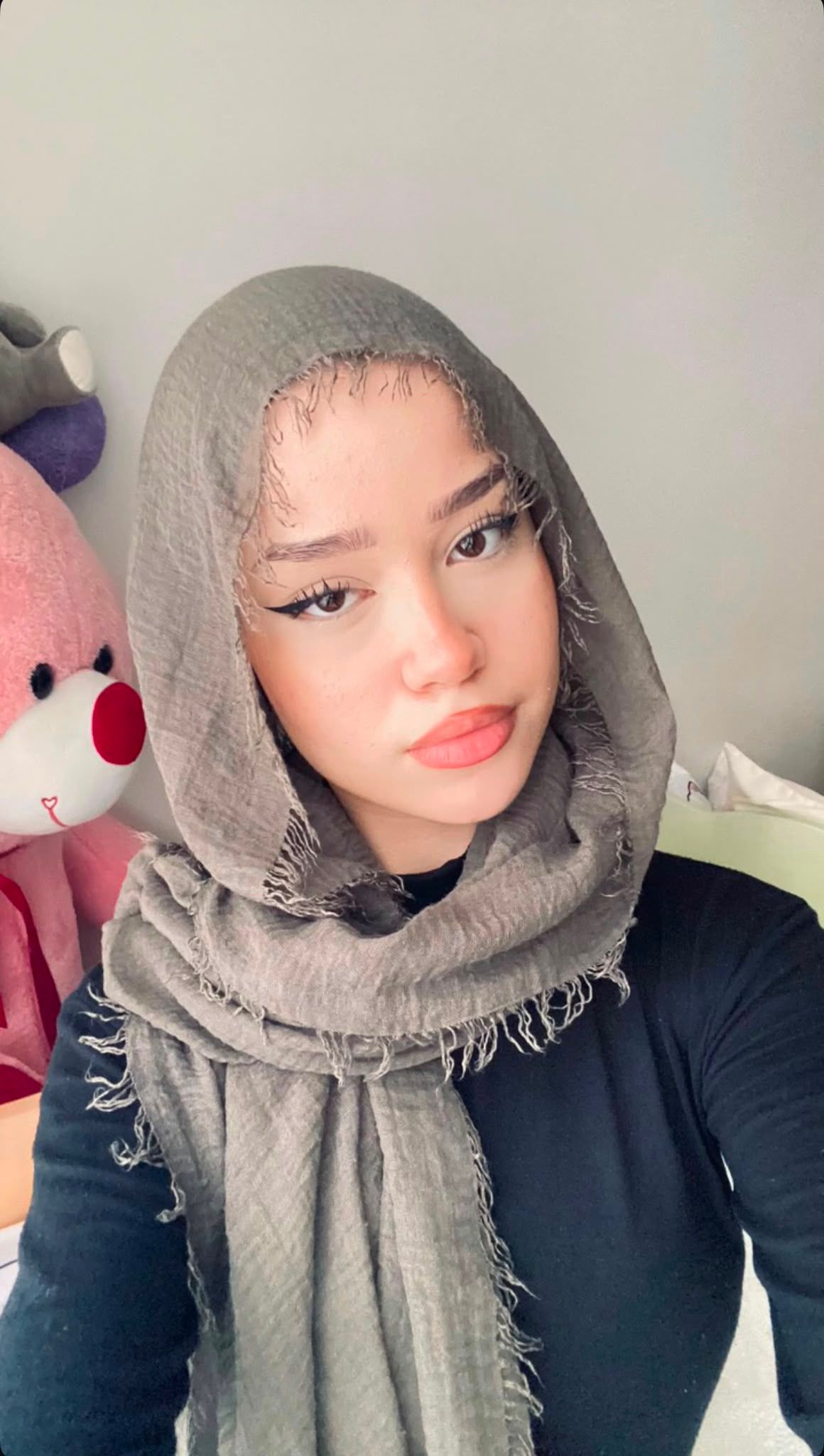 Suvar Sofistike Kadın Escort Kaya